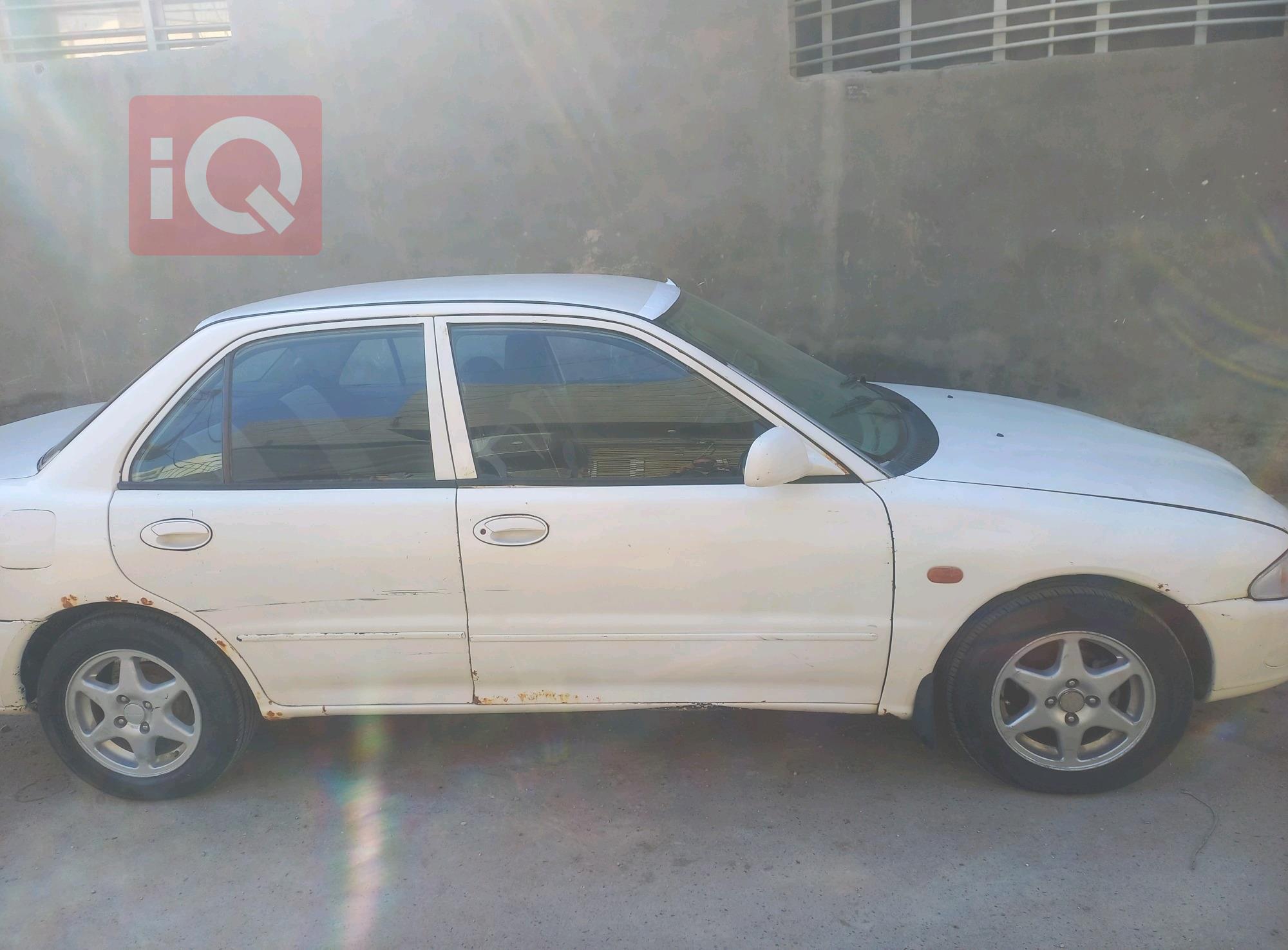 بروتون ويرا